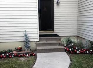 3600 Cedarwood Ct, Bettendorf, IA