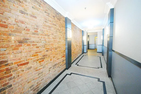 Rented by Bold New York | media 18