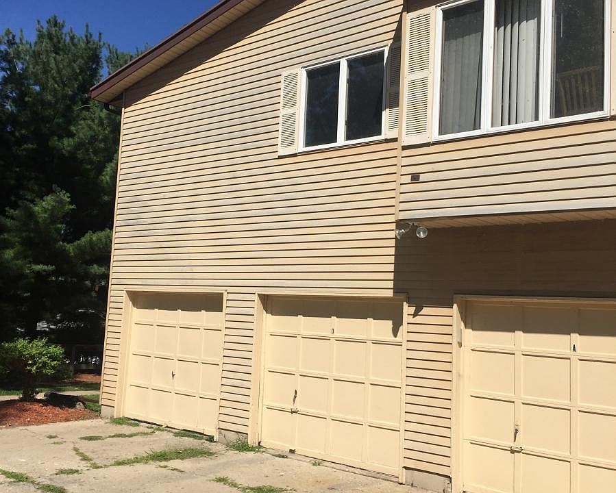 2nd image of 6482 Bella Vista Dr NE APT C