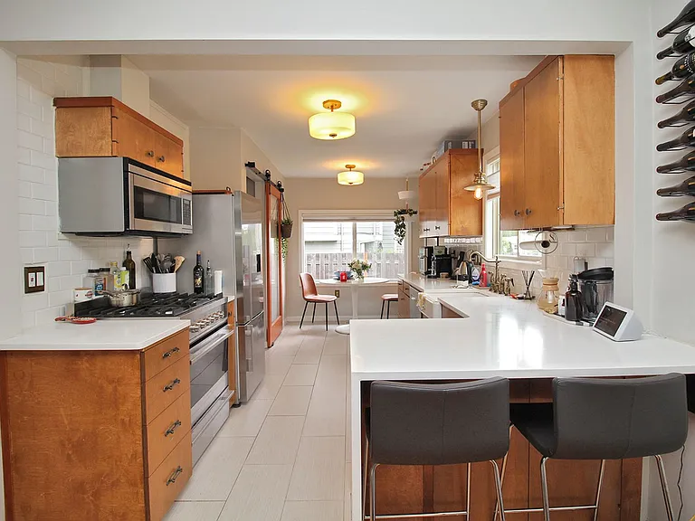 9706 N Van Houten Ave — Photo 7