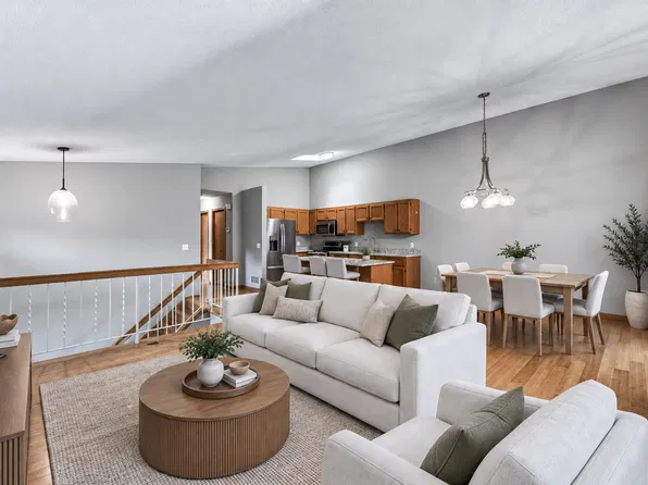 6865 Romeo Rd, Woodbury, MN 55125