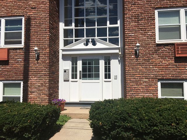 Charles Street Entrance