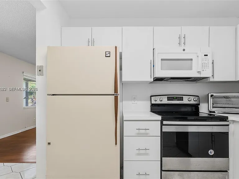 251 SW 132nd Way #117H — Photo 15