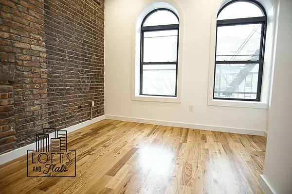 Rented by Lofts and Flats LLC | media 26