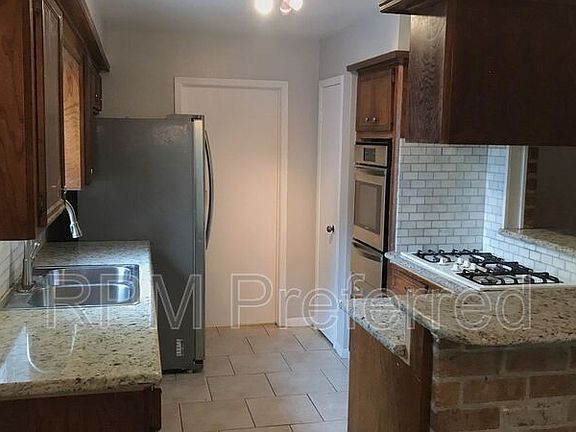 3rd image of 7110 Marisol Dr