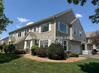 1903 Bluestem Ln, Shoreview, MN 55126