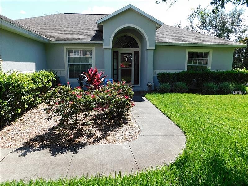 1st image of 949 Lakeview Oaks Dr