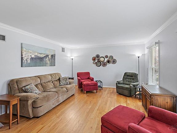 3rd image of 7276 Mallard Dr