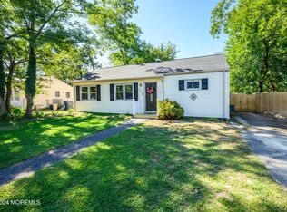 208 Pacific Ave, Beachwood, NJ 08722