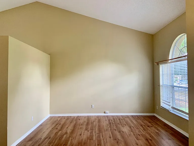 3878 Kingston Oaks Cv — Photo 2