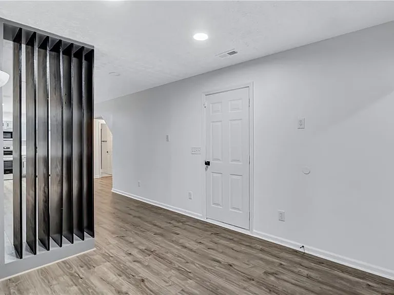 6234 Culver Dr — Photo 12