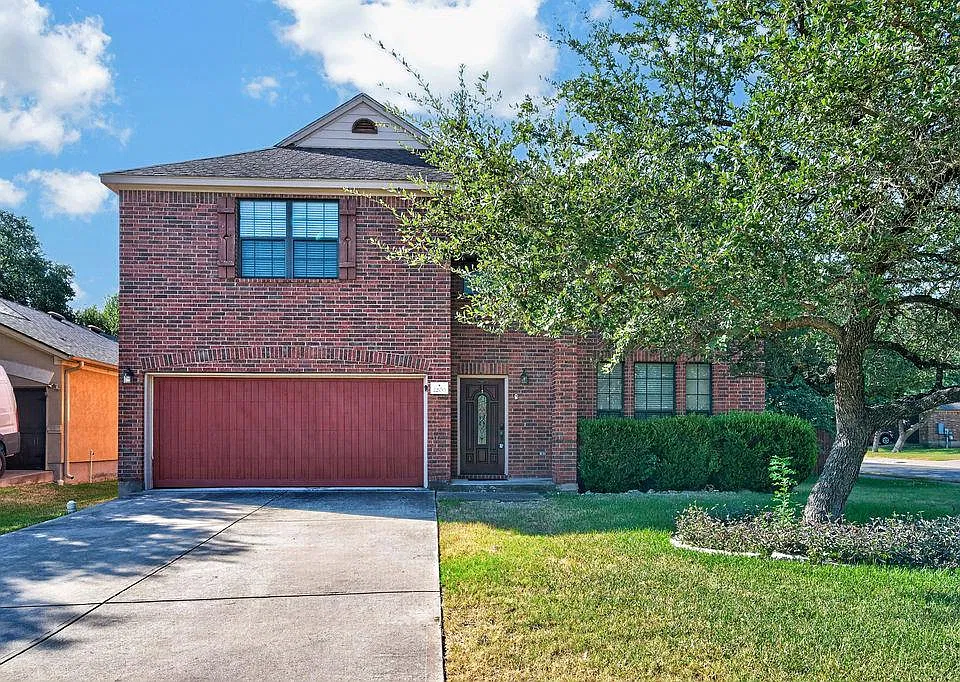2200 Ezra Ct