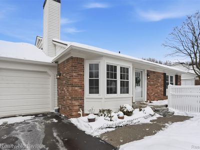 42161 Mill Race Cir Unit 32, Plymouth, MI, 48170