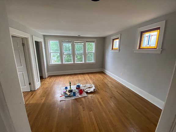 5th image of 2725 N Bremen St #2