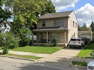 7820 Chase Rd, Dearborn, MI 48126