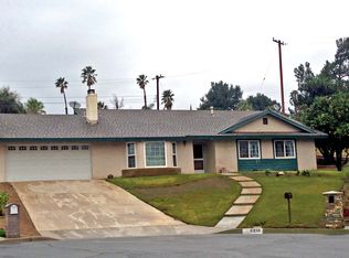 5210 Wonderland Dr, Riverside, CA 92509
