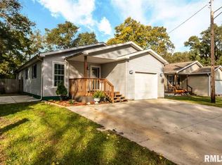309 1st St, South Pekin, IL
