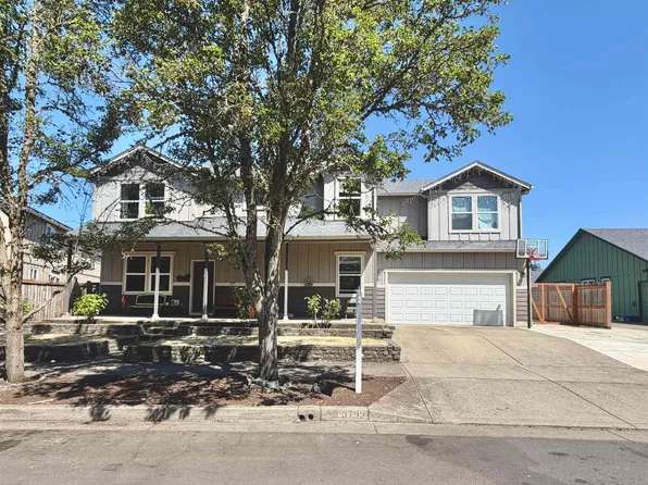 3793 Avalon Ave NE, Albany, OR 97322