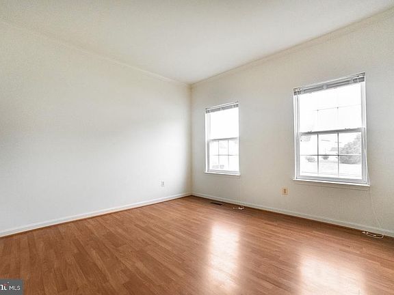 5th image of 20940 Brookstone Ct