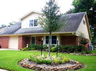 819 Borden St, Sugar Land, TX 77478