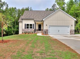 356 Tara Ct, Mansfield, GA 30055