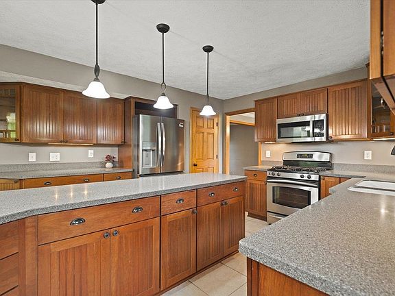 4th image of 10230 Heatherridge Ln
