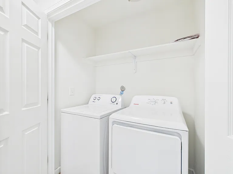 1771 Dallas Dr — Photo 12