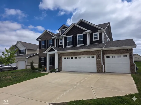 889 Declaration Dr, Pittsboro, IN 46167