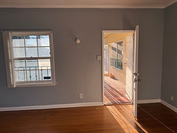 5th image of 276 Cherry Ave #282