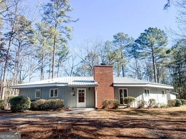 895 Turkey Point Dr, Lagrange, GA 30240
