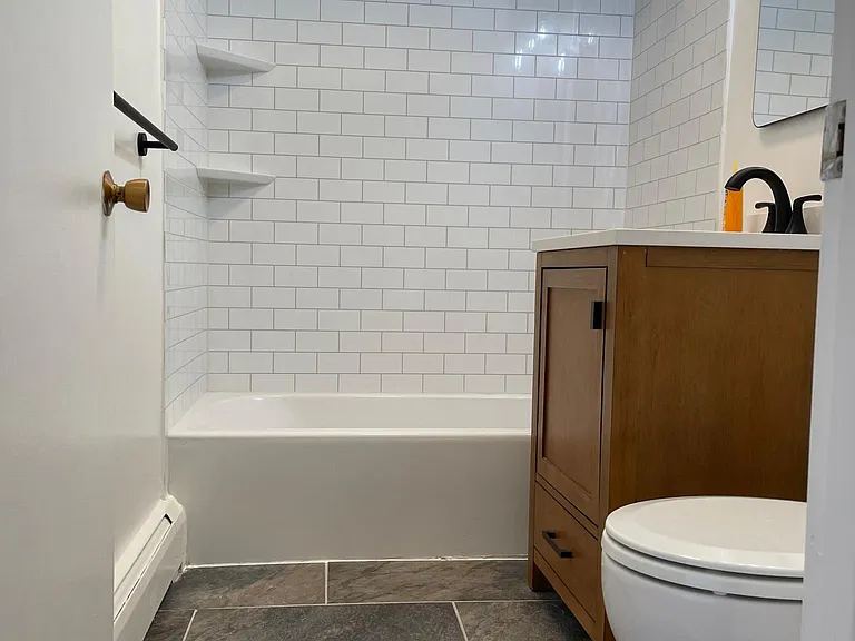 33 Paul St #37 — Photo 4