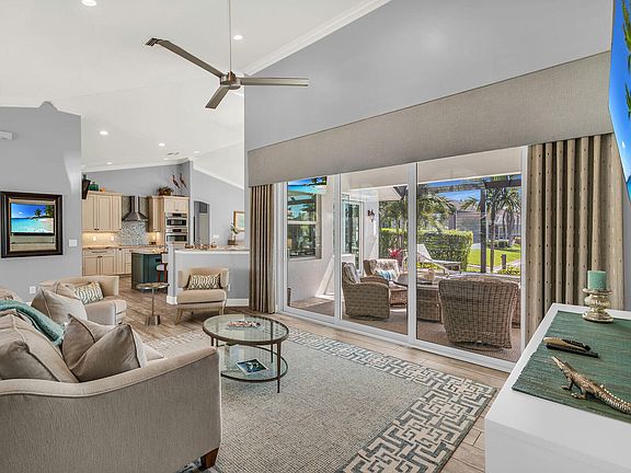 4th image of 1015 Goldenrod Ave