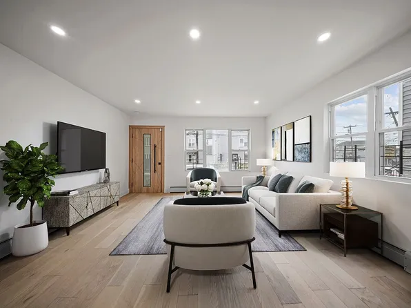 29-18 Brookhaven Ave #2, Far Rockaway, NY 11691