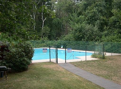 2nd image of 1 Summit Dr APT 27