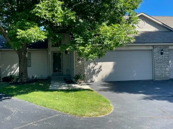 2614 W Highland View Cir SE, Grand Rapids, MI 49506