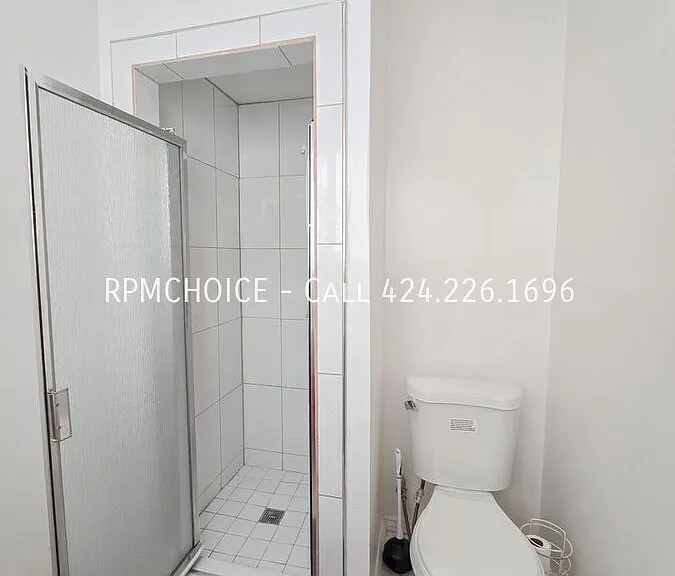 532 S Flower St #1 — Photo 21