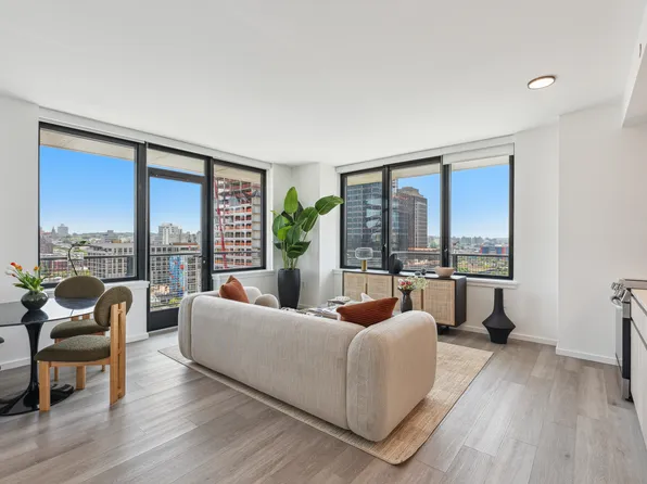 504 Sackett Street image 1 of 1