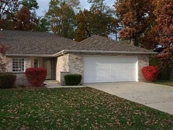 1st image of 1070 Laura Ct