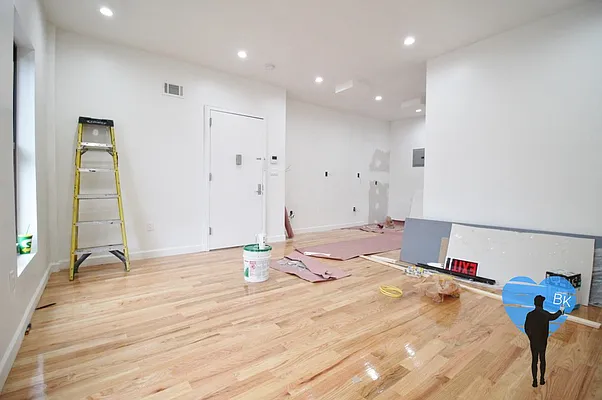 Rented by Next Door Realty NYC | media 24