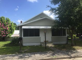 902 W McLendon St, Plant City, FL 33563