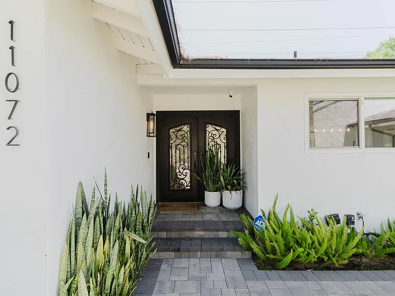 11072 Chimineas Ave — Photo 3