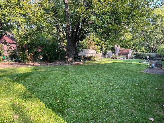 2nd image of 1045 Westaire Way