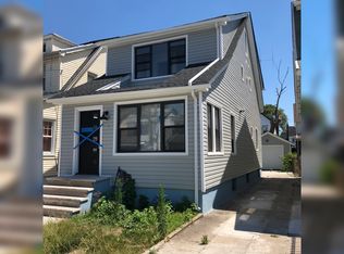 11029 207th St, Queens Village, NY 11429