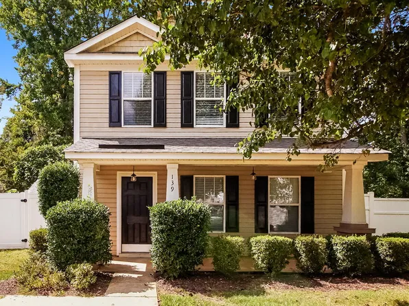 139 Peterborough Dr, Mooresville, NC 28115