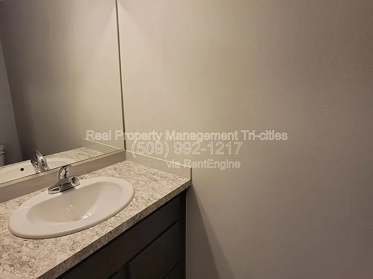 413 Whitefish Ln — Photo 3