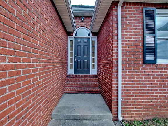 4th image of 103 Sassafras Dr