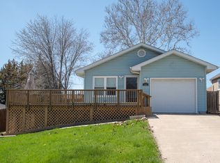 705 Warren Ave, Rockdale, IL
