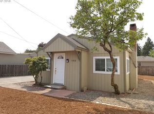 11814 SE Stark St, Portland, OR 97216