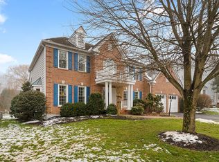 2111 Rose Theatre Cir, Olney, MD 20832