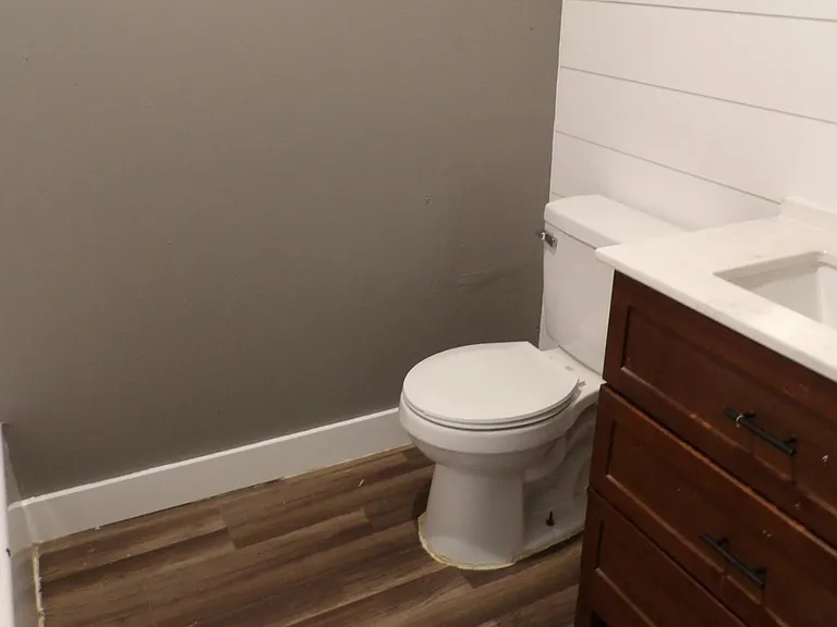 115 Ryan Dr — Photo 8